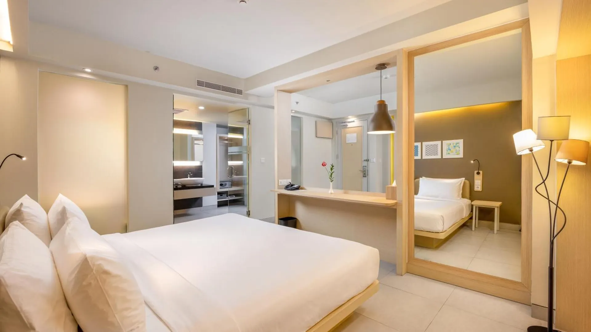 Sevn Legian Hotel